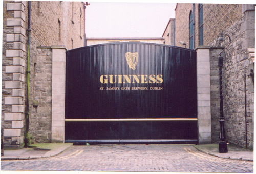 GuinnessGate.jpg (67044 bytes)